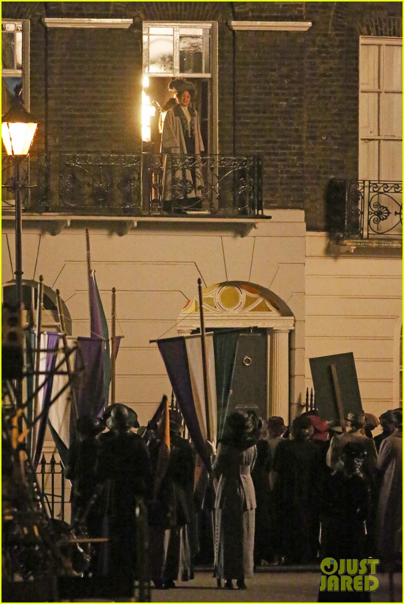 Meryl Streep: First Look Pictures On 'Suffragette' Set!
