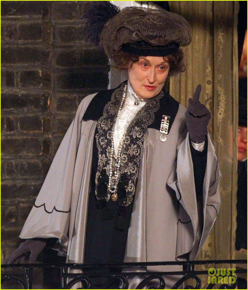 Meryl Streep: First Look Pictures On 'Suffragette' Set!