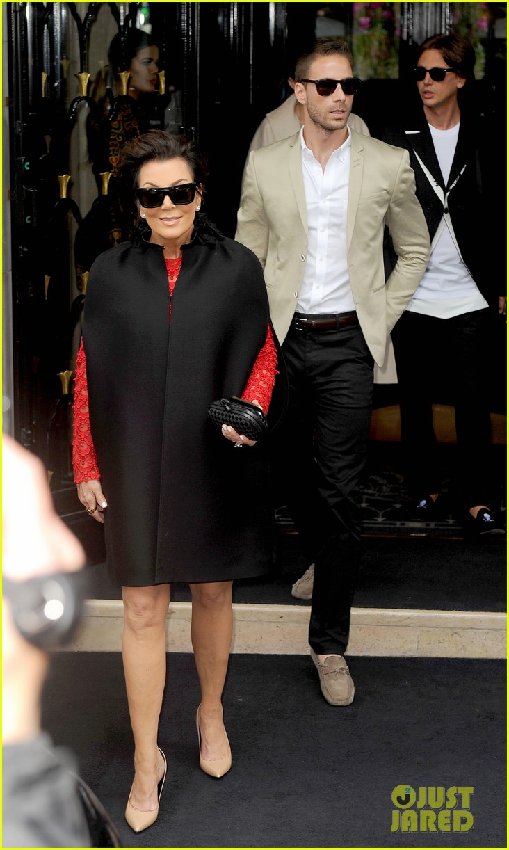Kim Kardashian's Bachelorette Party in Paris - See All the Pics Here!