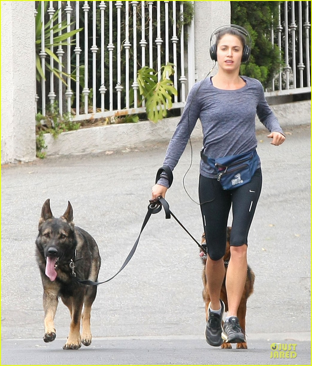 Nikki Reed Looks Confident in Fanny Pack After Filing For Divorce!