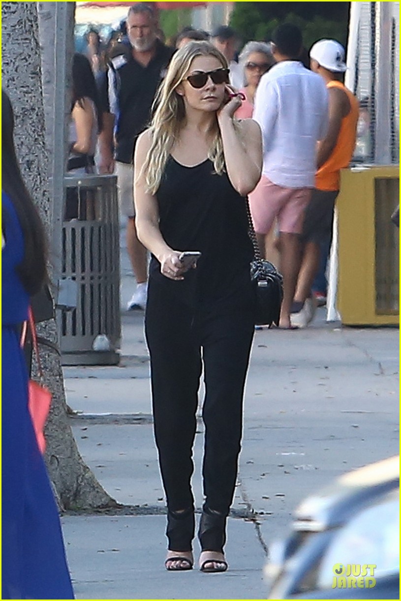 LeAnn Rimes Recreates 'SI' Swimsuit Cover - See the Pic!