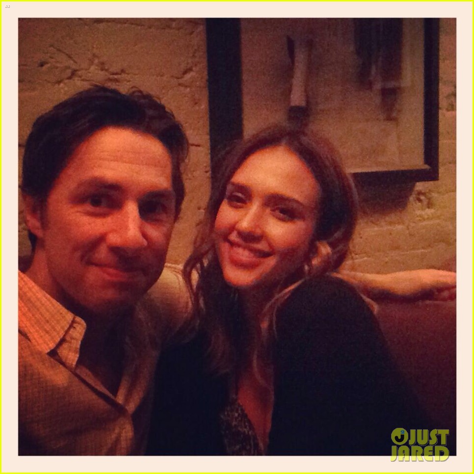 Jessica Alba Raves About Zach Braff's 'Bullets Over Broadway'!