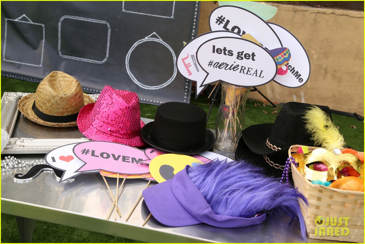 Ashley Madekwe Gets Silly in Just Jared's Summer Fiesta Photo Booth with Aerie!