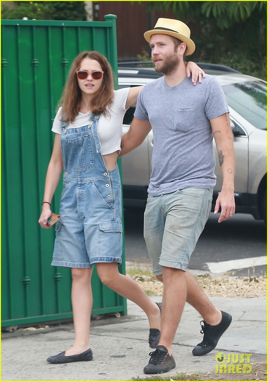 Teresa Palmer Debuts Newly Dyed Brown Hair for Mark Webber's Birthday Lunch!