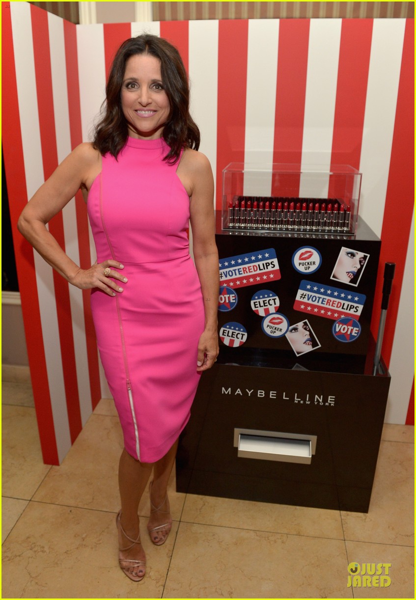 julia louis dreyfus pink dress 1998 Bob Mackie Couture Pink Satin Gown Worn by Julia Louis-Dreyfus for Emmys at 1stDibs