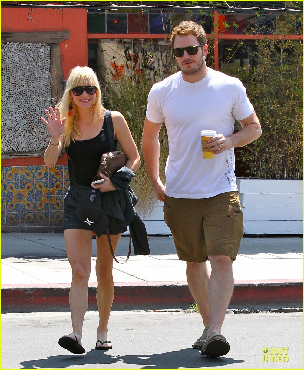 Chris Pratt Celebrated 'Guardians of the Galaxy' with Anna Faris' Tater Tots!