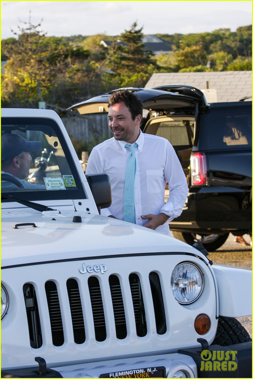 Drew Barrymore & Jimmy Fallon Hang in the Hamptons Over Labor Day Weekend