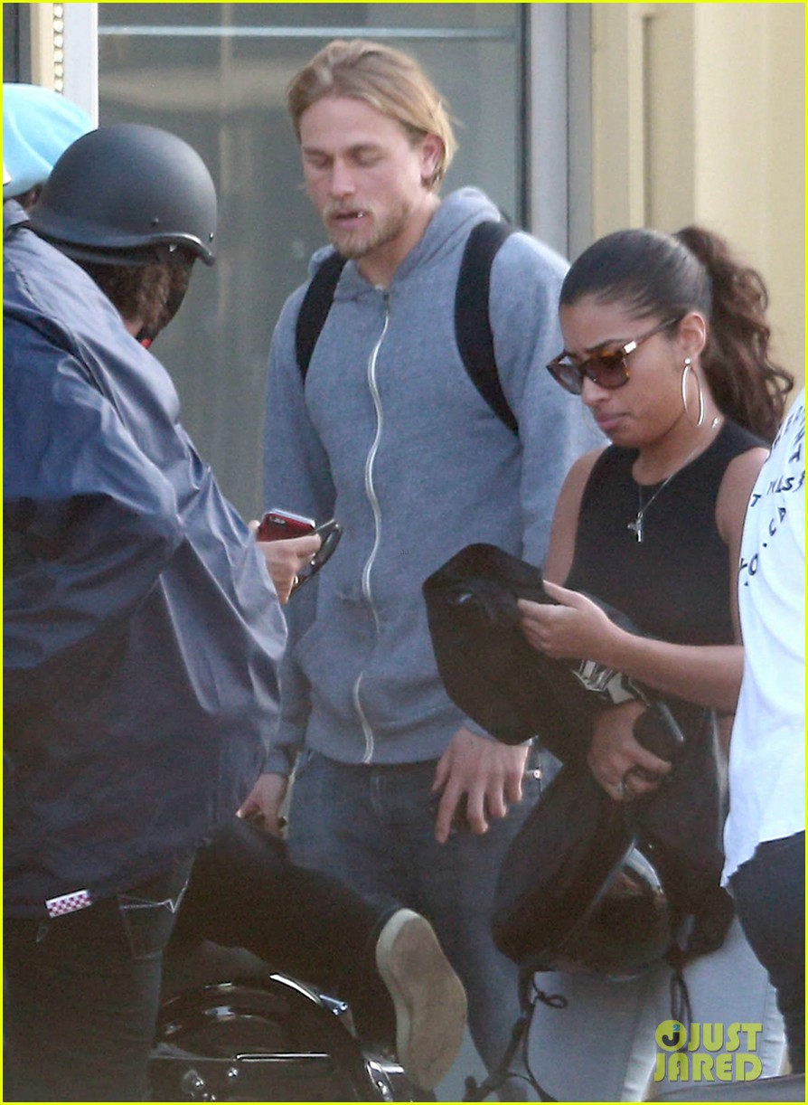 Charlie Hunnam on 'Sons of Anarchy' Character Jax: He's In a Schizophrenic State