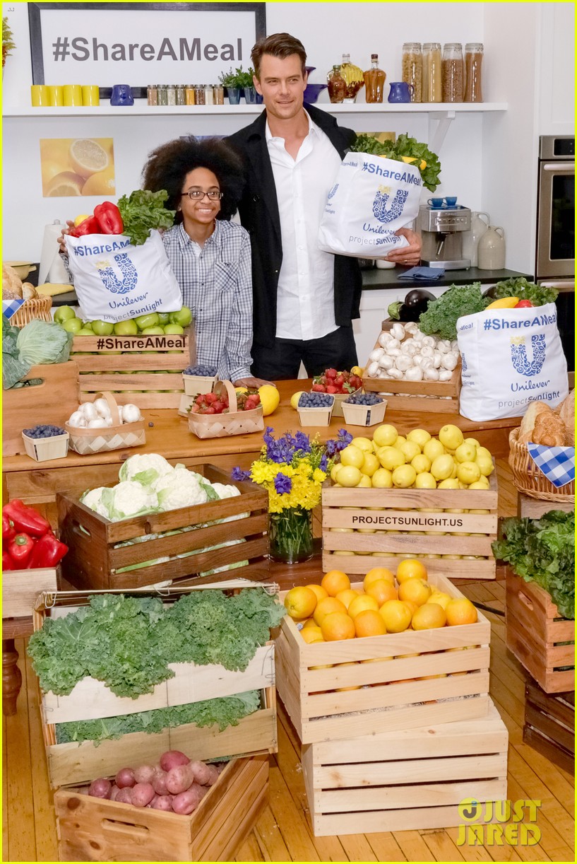 Josh Duhamel Helps Fight Childhood Hunger with #ShareAMeal Project in New York!
