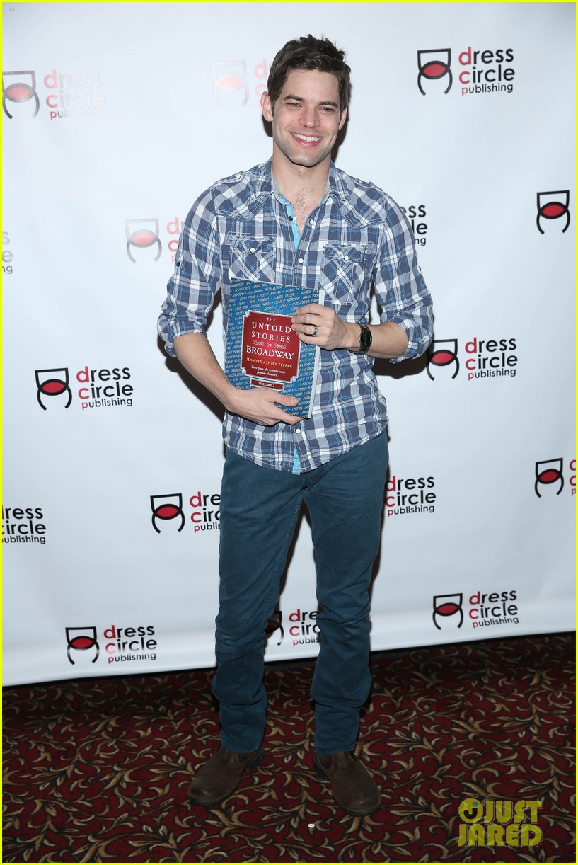 Last 5 Years' Jeremy Jordan Supports His Pal's Book Launch!