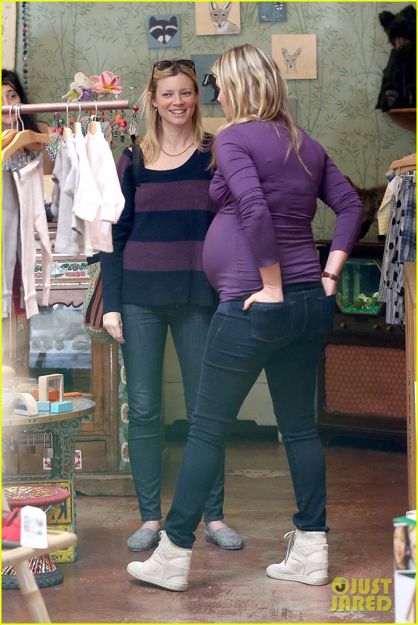 'Varsity Blues' Reunion! Ali Larter & Amy Smart Go Baby Shopping Together!