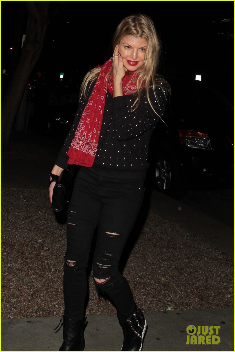 Fergie Meets Up with Friends for Sunday Dinner at Madeo!