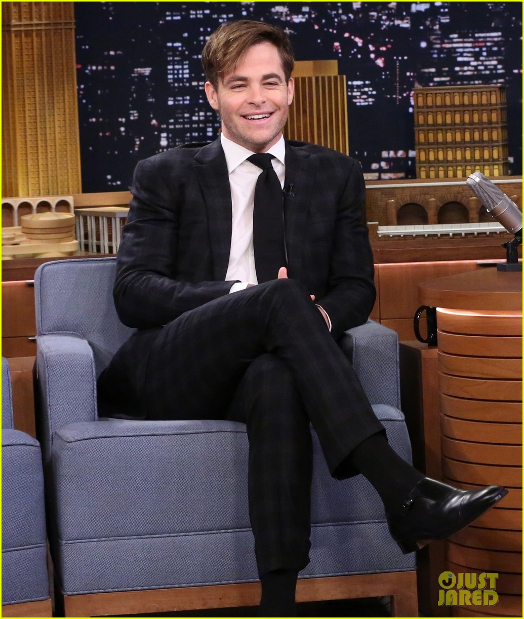 Chris Pine Plays A Game of Battleshots with Jimmy Fallon on 'The Tonight Show' - Watch It Here!