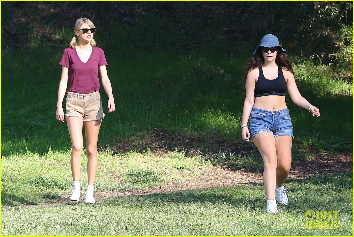 Taylor Swift & BFF Lorde Soak Up the Sun During Los Angeles Hike