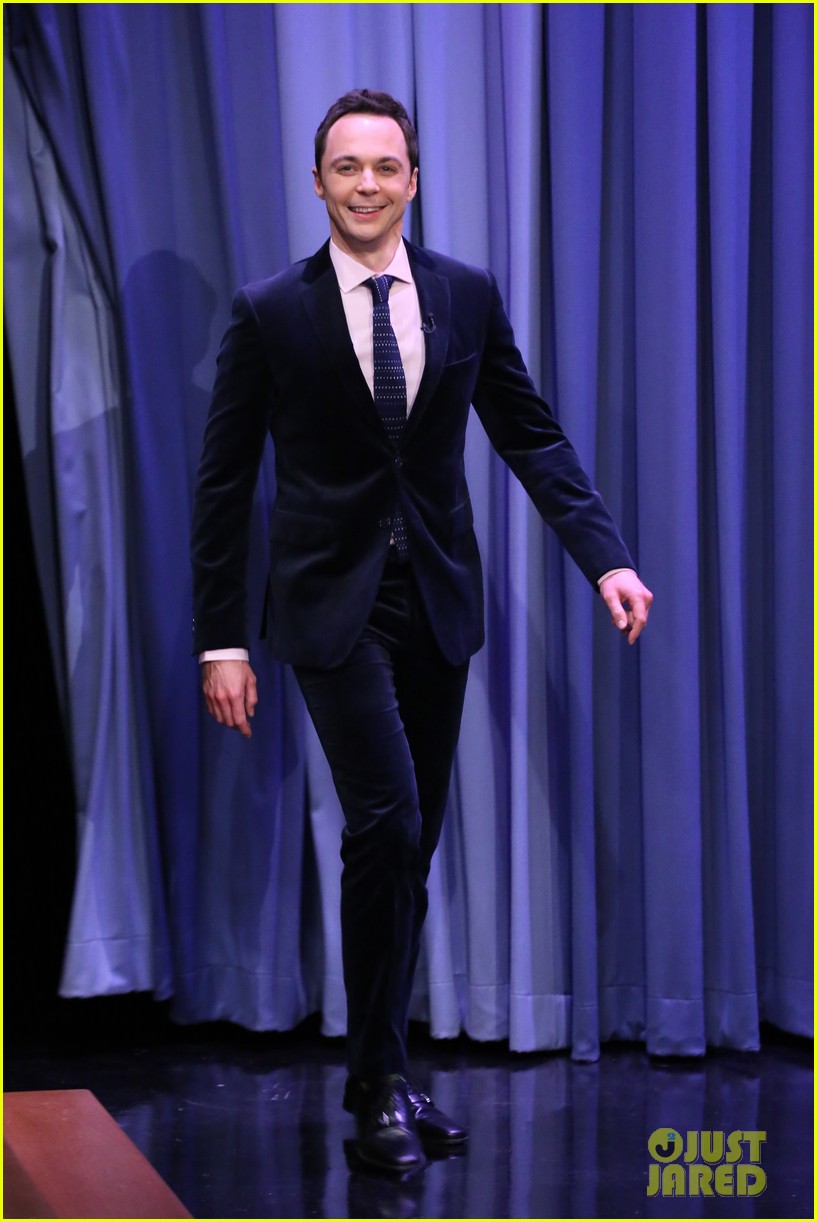 Jim Parsons Plays Catchphrase with Miles Teller & Wiz Khalifa on 'The Tonight Show' - Watch Here!