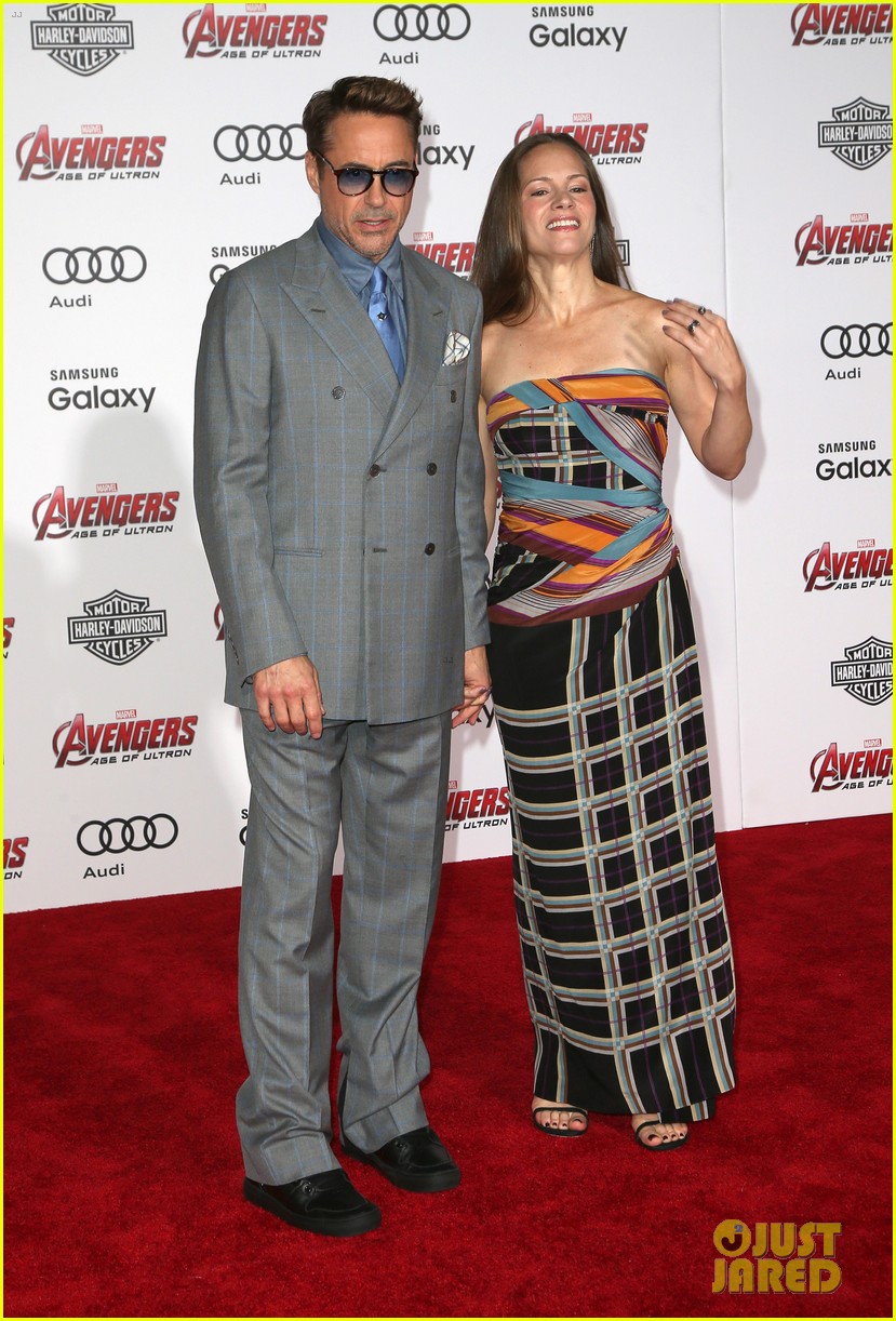 Chris Evans & Robert Downey Jr. Suit Up For 'Avengers: Age of Ultron' Premiere