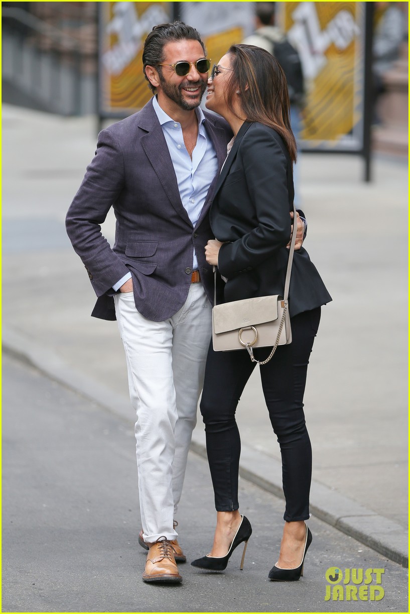 Eva Longoria Is Happy & In Love With Boyfriend Jose Baston