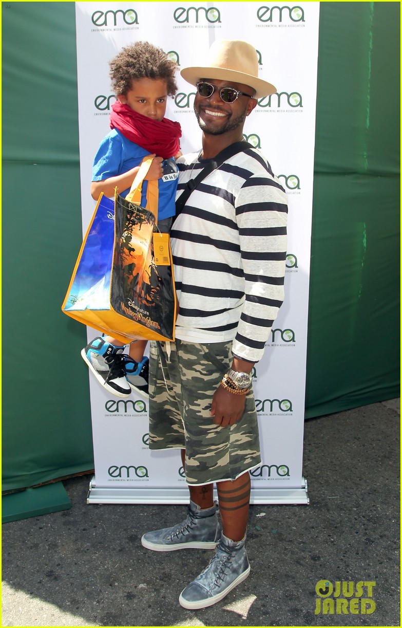 Amy Smart, Emmanuelle Chriqui, Taye Diggs & More Make It A Family Event at 'Monkey Kingdom' Premiere!