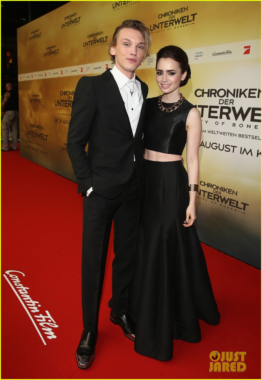 Lily Collins & Jamie Campbell Bower Reunite in Cute New Pics