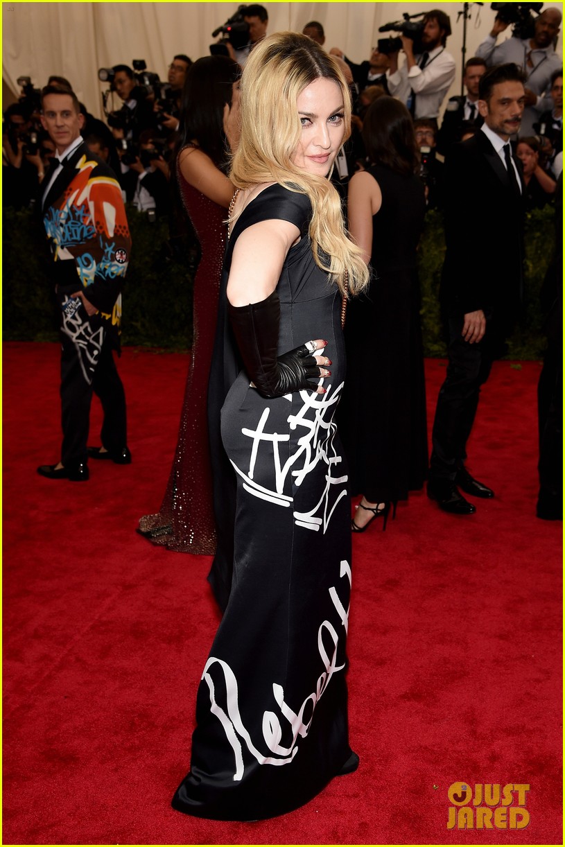 Madonna's Dress Is All About 'Rebel Heart' at the Met Gala 2015