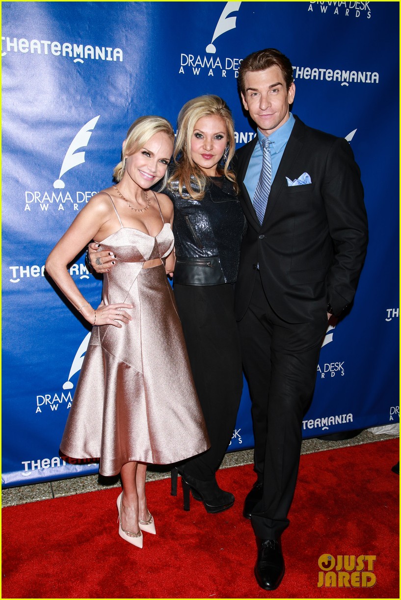 Kristin Chenoweth & Helen Mirren Win Big at Drama Desks