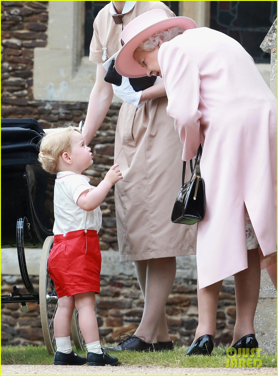 Prince George Wears Almost Identical Outfit to Father Prince William When He Was a Baby!