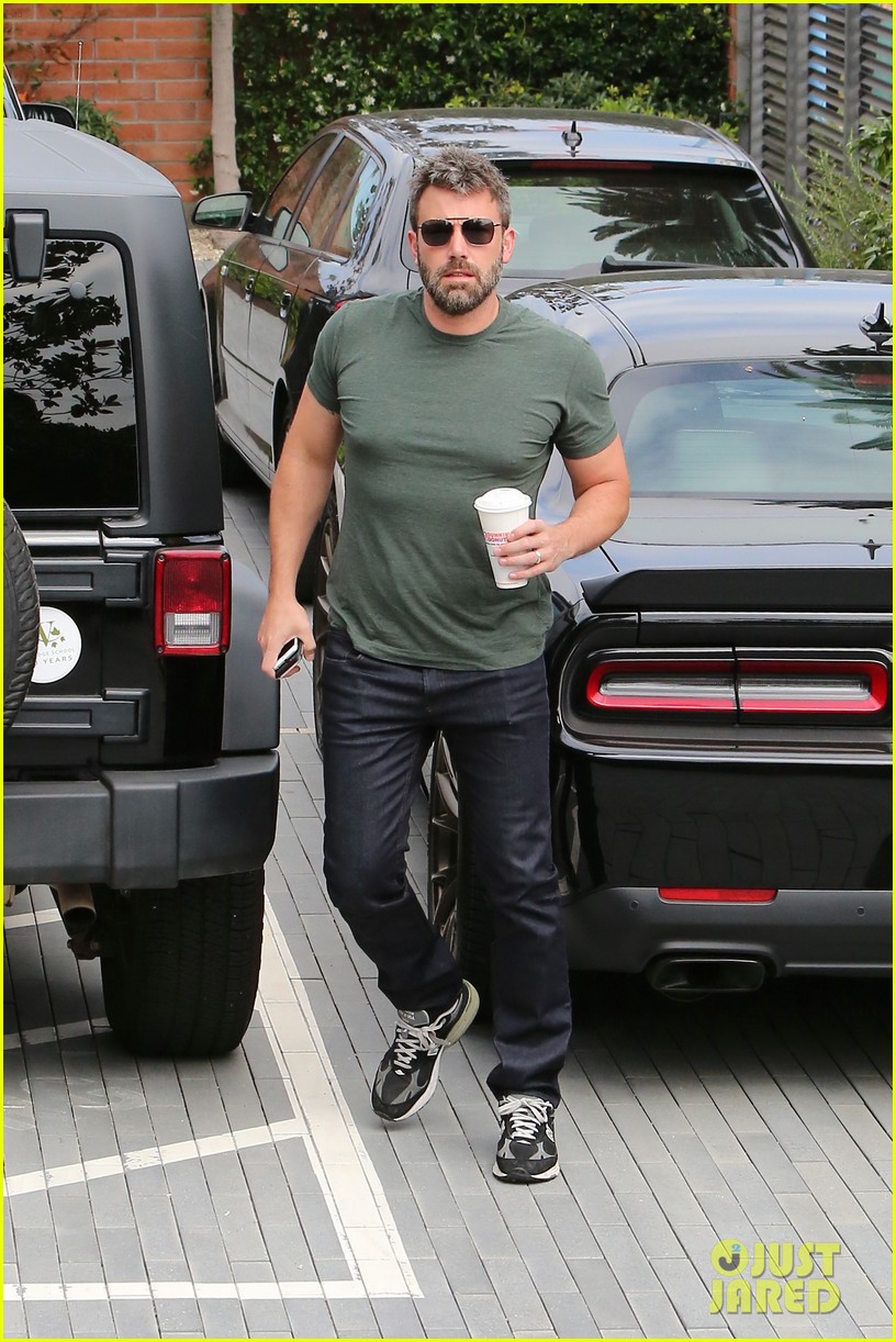 Ben Affleck's Pal Explains Why He Took Ex-Nanny to Vegas