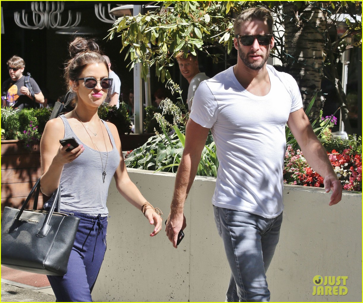 The Bachelorette's Kaitlyn Bristowe & Shawn Booth Step Out After Posting Sexy Bed Selfie