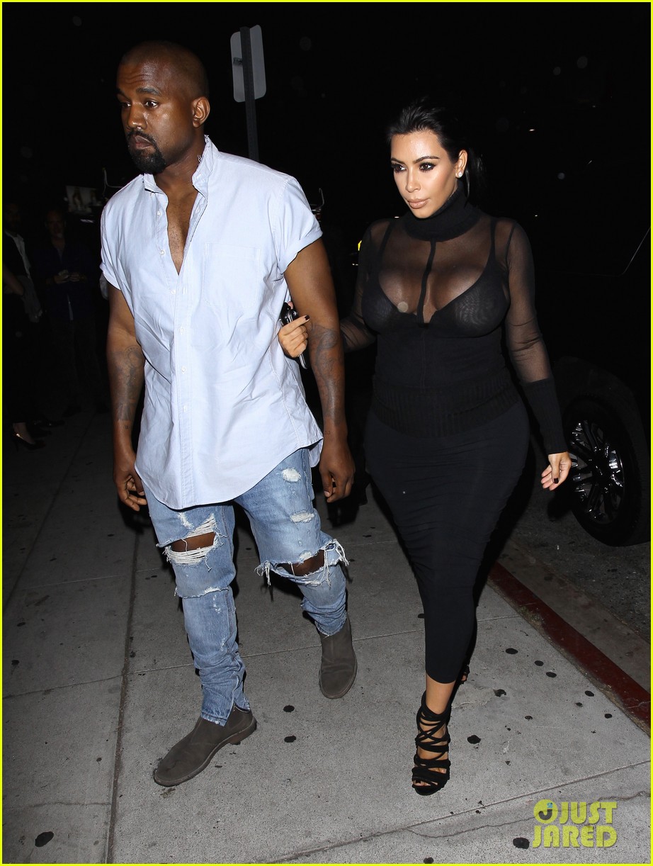 Caitlyn Jenner & Kardashians Get Together Again at Kylie's Second Birthday Dinner!