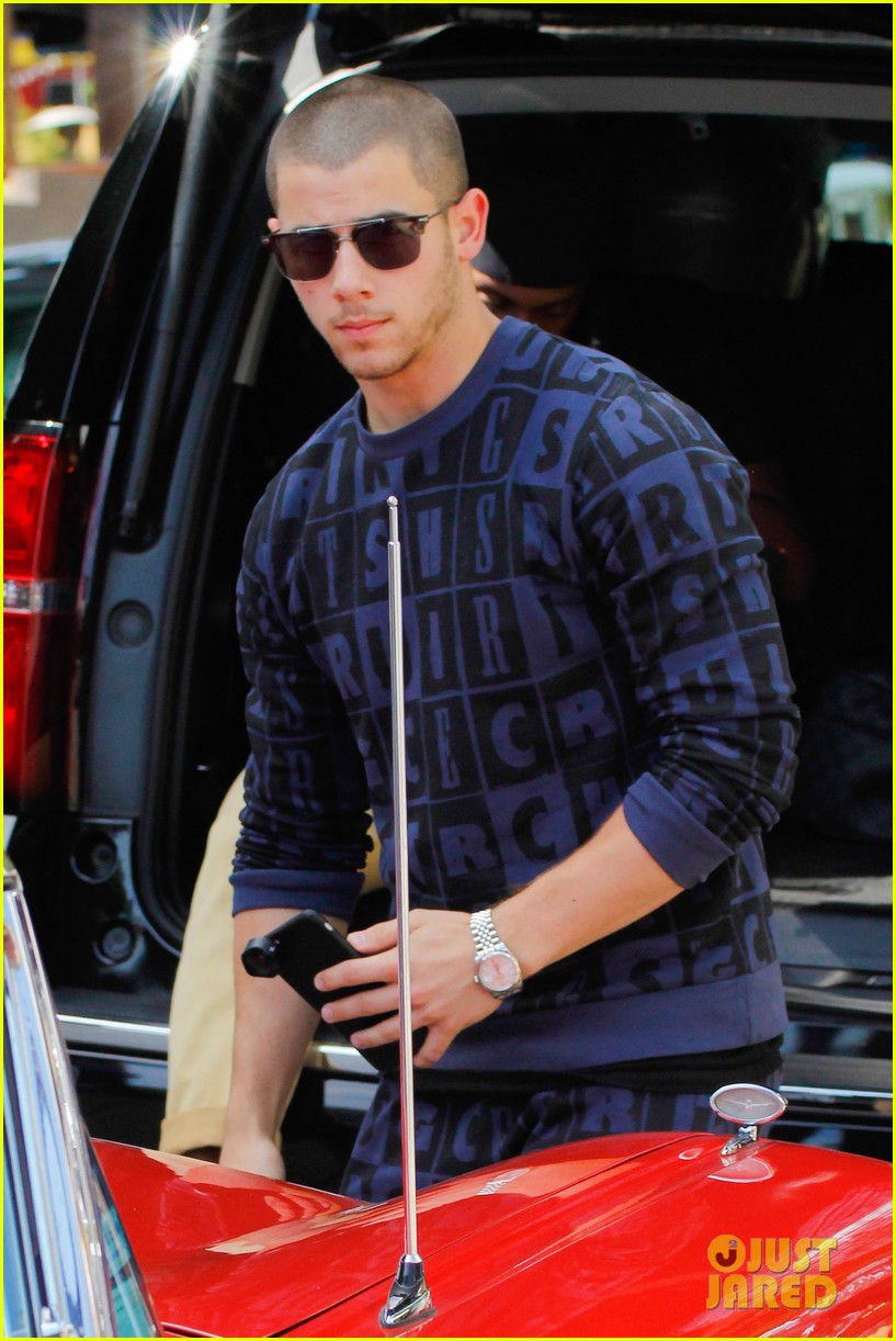 Nick Jonas & The MTV VMA Moon Babes Rule The Streets Of LA