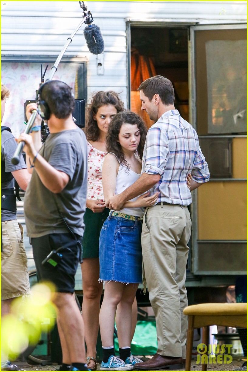 Katie Holmes & Stefania Owen Film Emotional 'All We Had' Scene With Luke Wilson