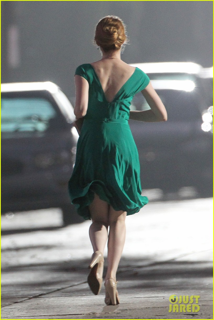 lalaland green dress La La Land Style Inspiration traineehousewife