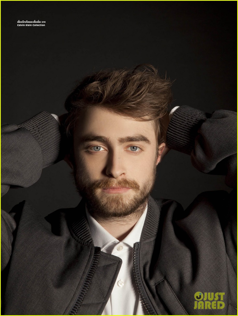 Daniel Radcliffe Looks More Handsome Than Ever in This New Mag Spread!
