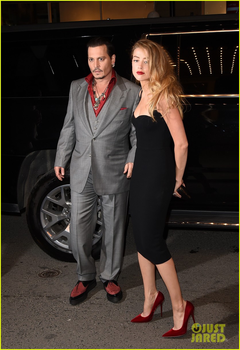 Johnny Depp & Amber Heard Pack on the PDA at 'Black Mass' Premiere!