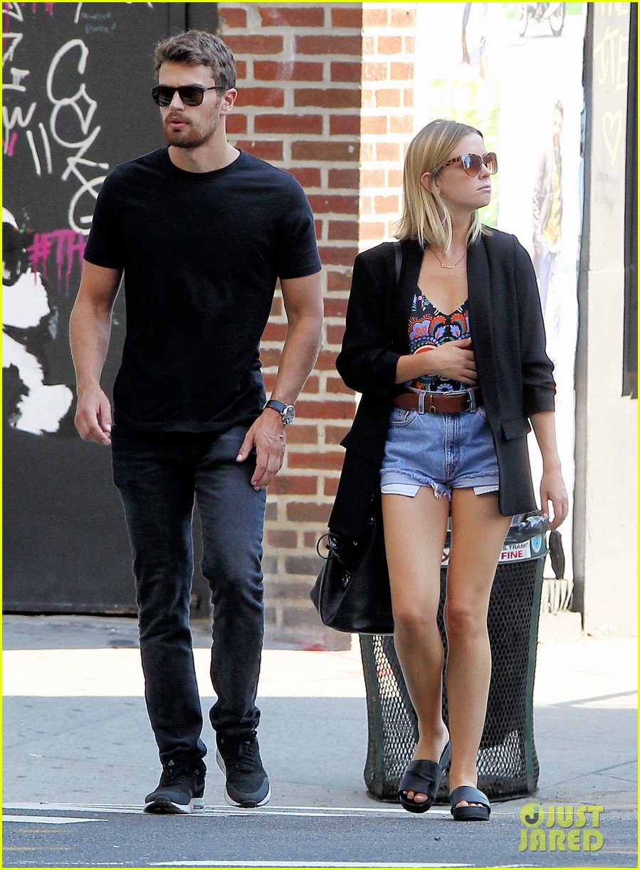 Theo James & Girlfriend Ruth Kearney Couple Up in Big Apple