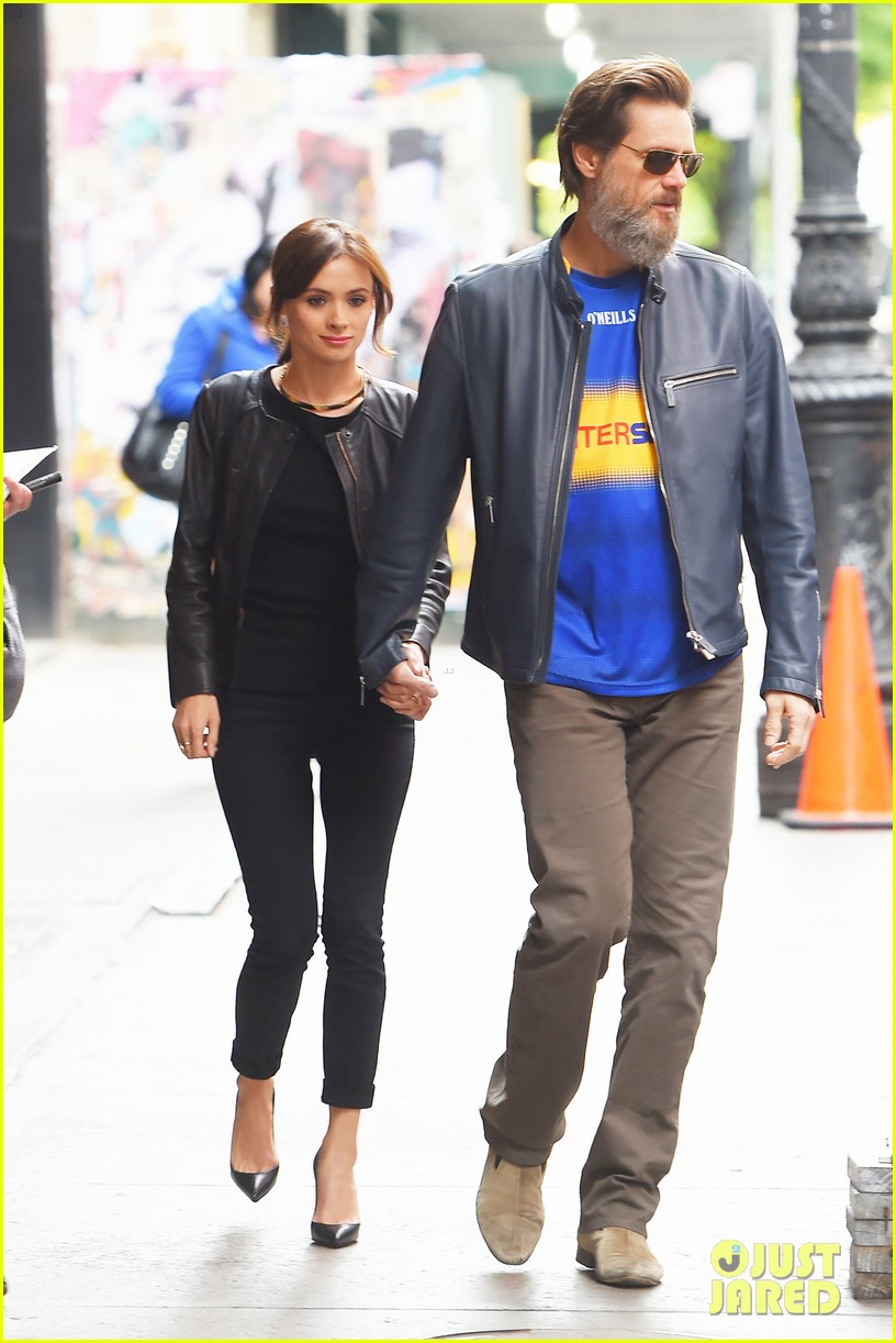 Jim Carrey's Girlfriend Cathriona White Married to Mark Burton at Time of Her Death