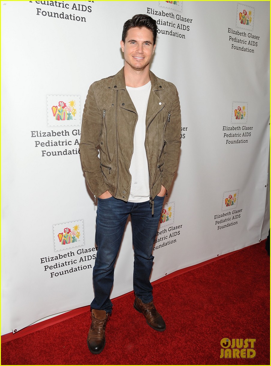 Robbie Amell & Italia Ricci Couple Up for Charity Festival