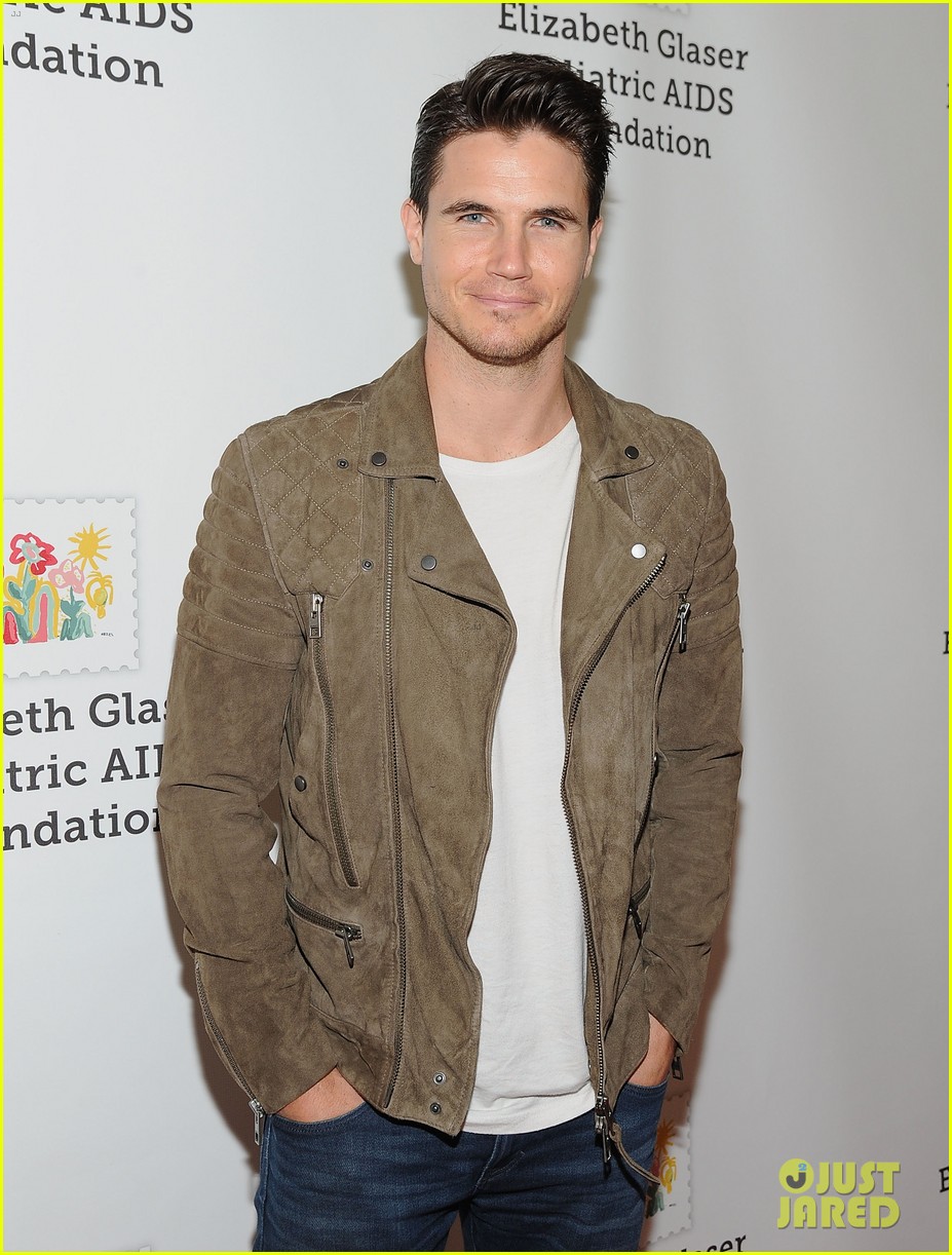 Robbie Amell & Italia Ricci Couple Up for Charity Festival