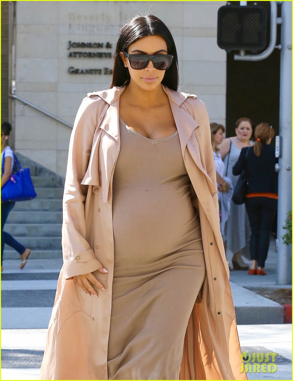 Here's What Kendall Jenner Looks Like as a Pregnant Woman!