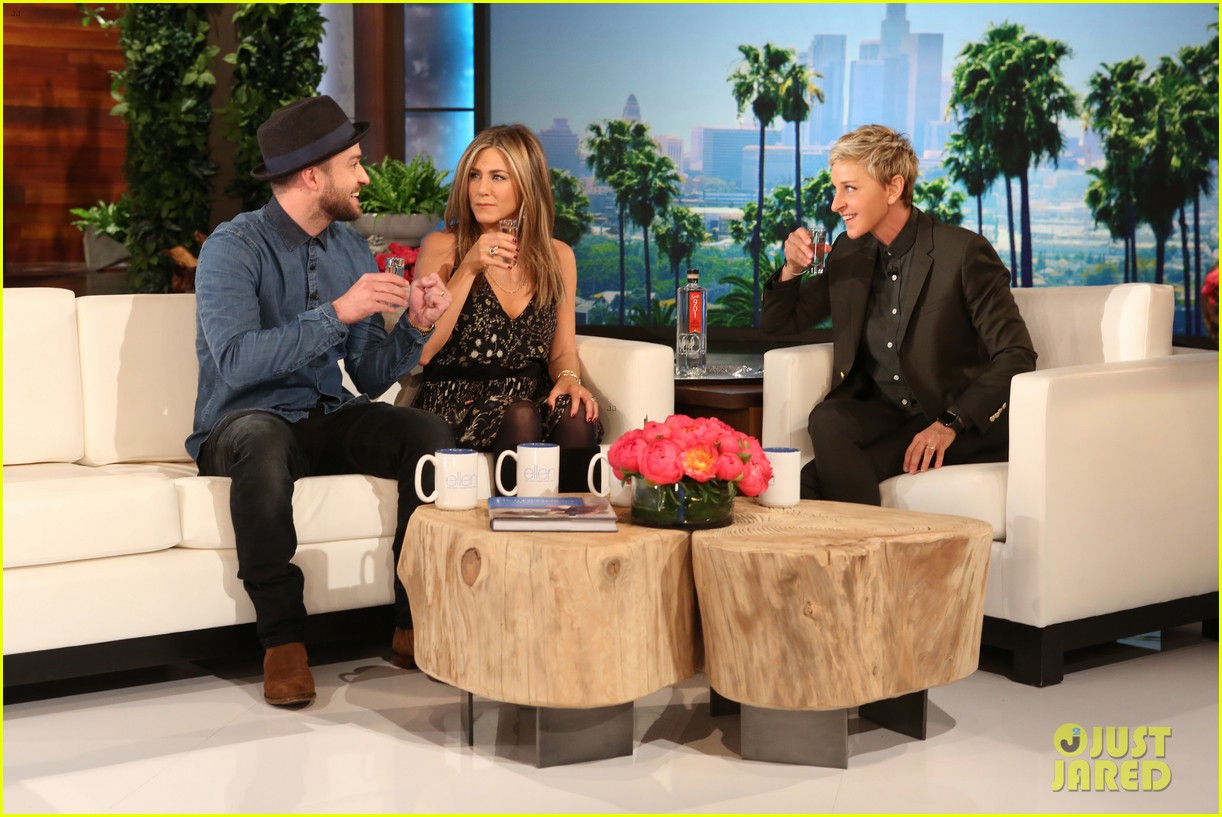 Jennifer Aniston, Justin Timberlake, & Kerry Washington Surprise Ellen DeGeneres for 2000th Episode!
