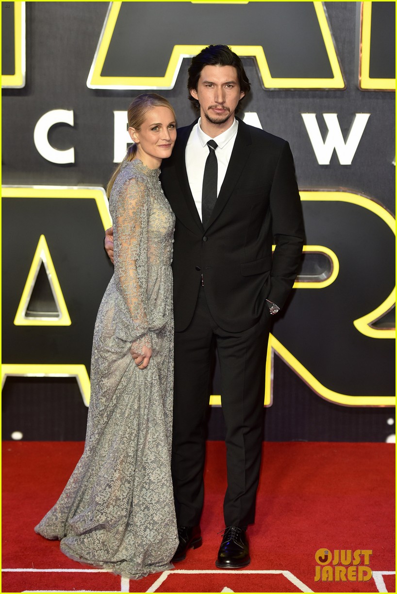 Adam Driver & Oscar Isaac Suit Up for 'Star Wars: The Force Awakens' London Premiere