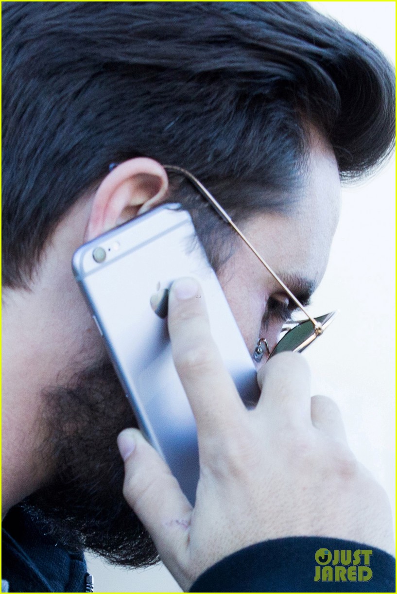 Scott Disick Breaks Down Into Tears, Apologizes to Kardashians in New Clip - Watch Now