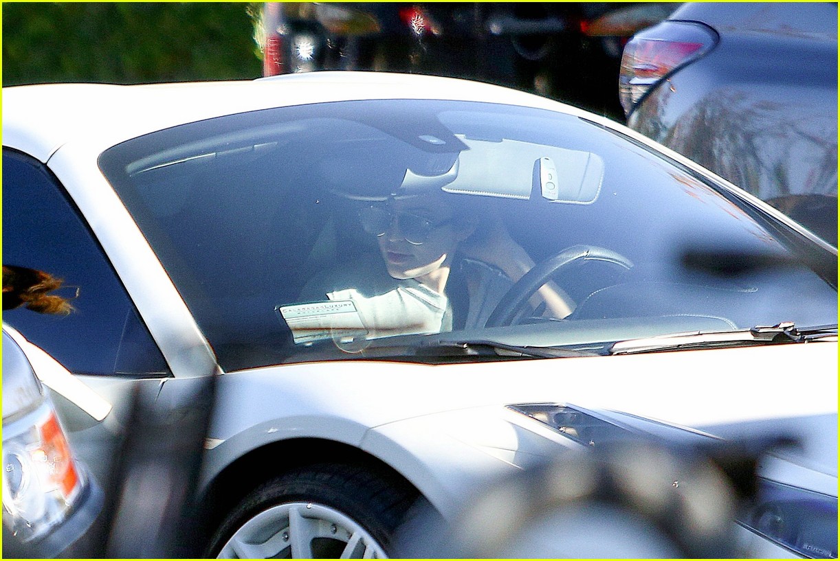 Kendall Jenner Gets Annoyed at Kylie & Tyga in 'KUWTK' Clip - Watch Now