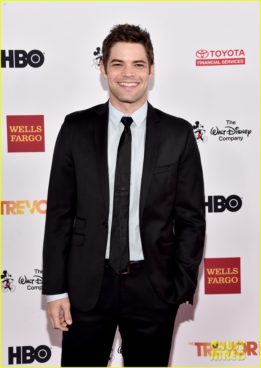 Listen to Jeremy Jordan Sing Epic Disney Song Medley!