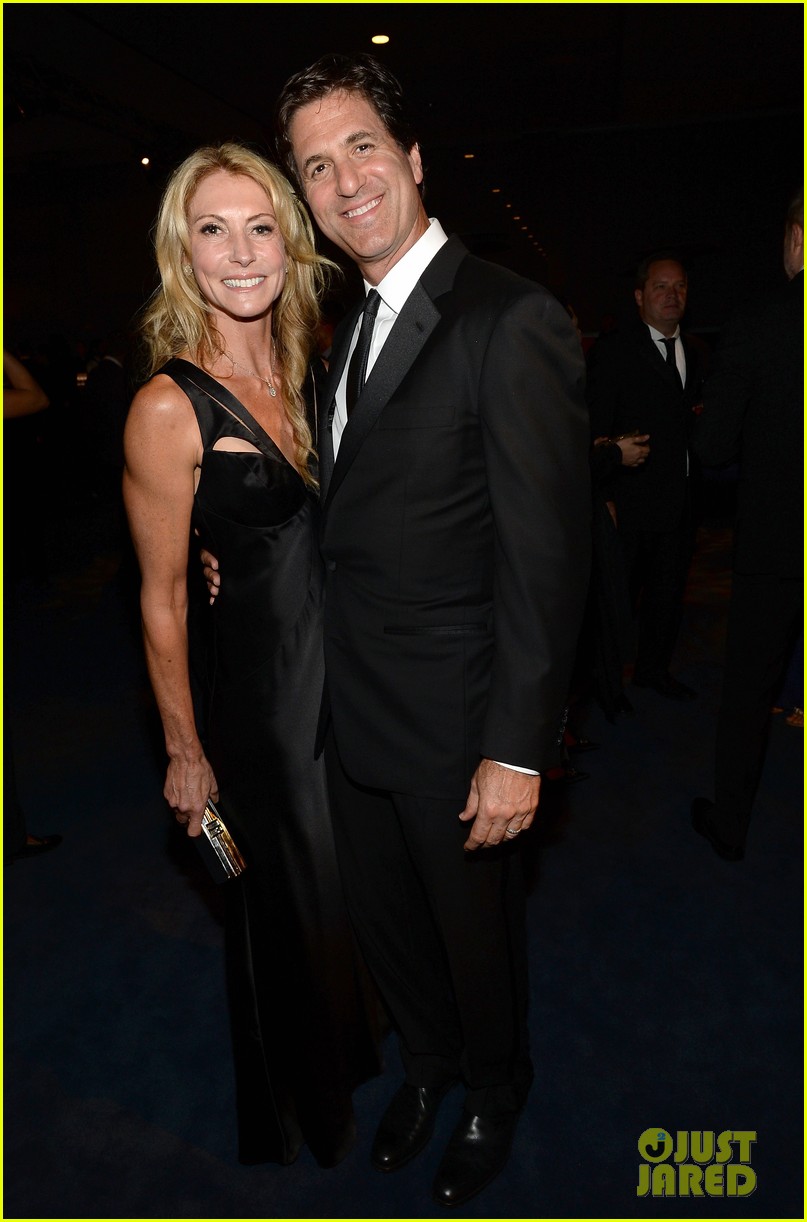 'Modern Family' Creator Steve Levitan's Wife Files for Divorce