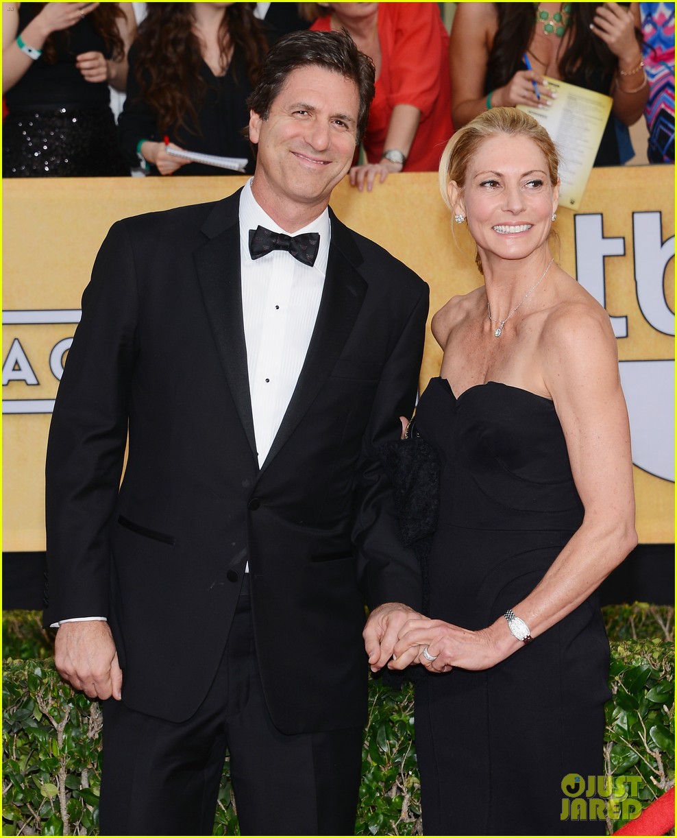 'Modern Family' Creator Steve Levitan's Wife Files for Divorce