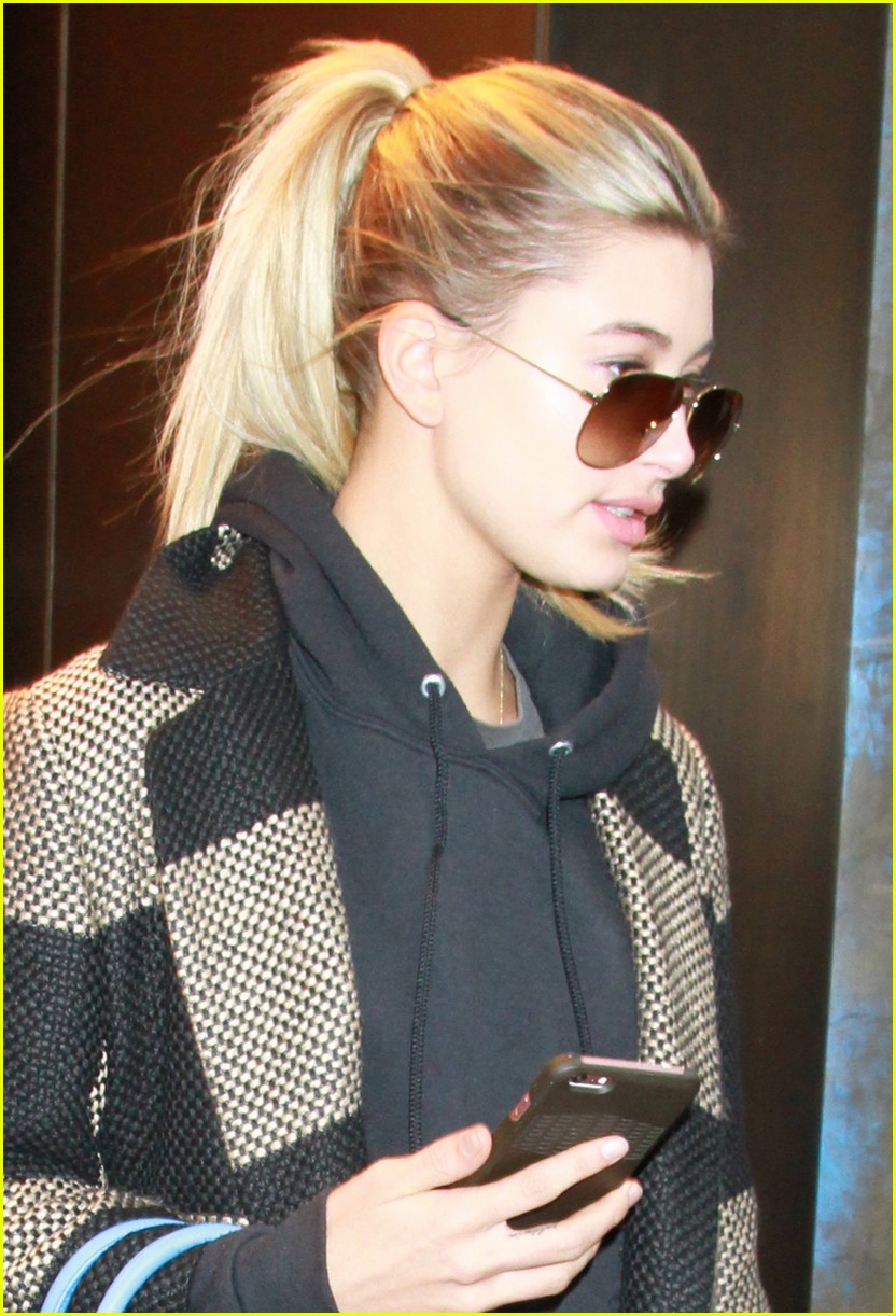 Hailey Baldwin Spotted Out in New York After Justin Bieber Says He 'Loves' Her