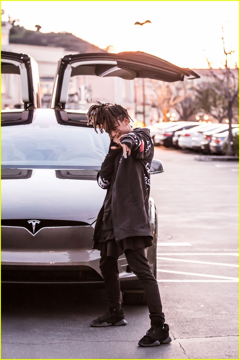 Jaden Smith Buys Tesla Model X, a Car Not Yet On the Market