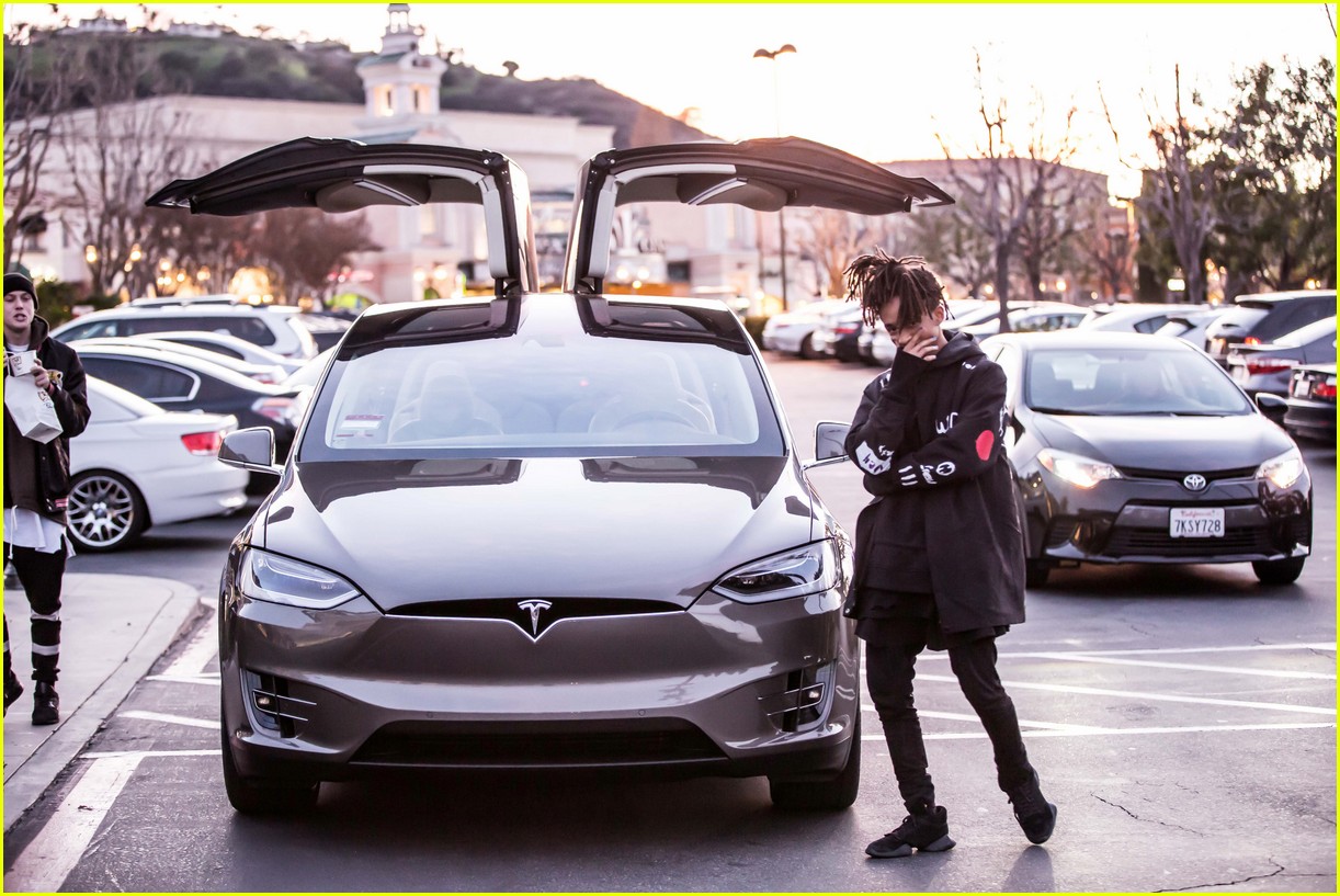 Jaden Smith Buys Tesla Model X, a Car Not Yet On the Market
