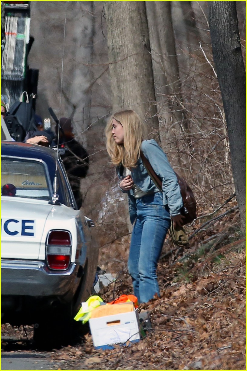 Miley Cyrus Films With Police Car For Woody Allen Project